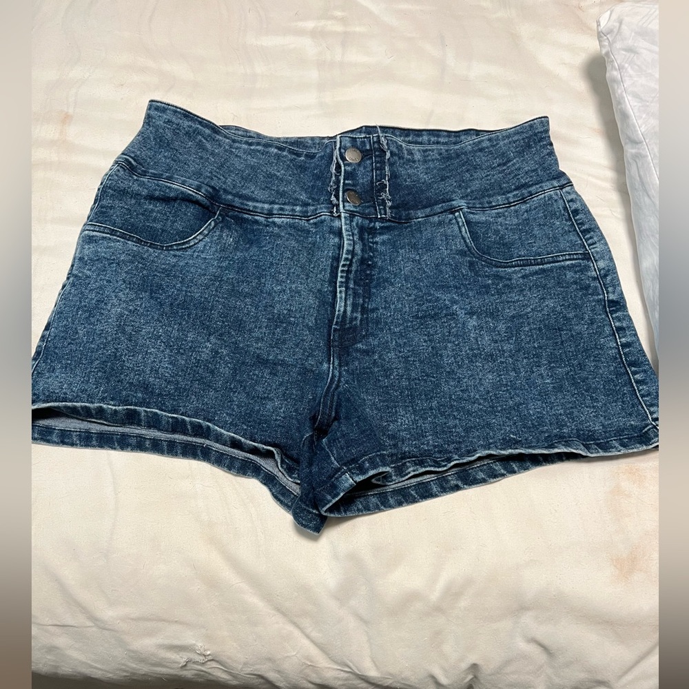 Venus Jean Shorts